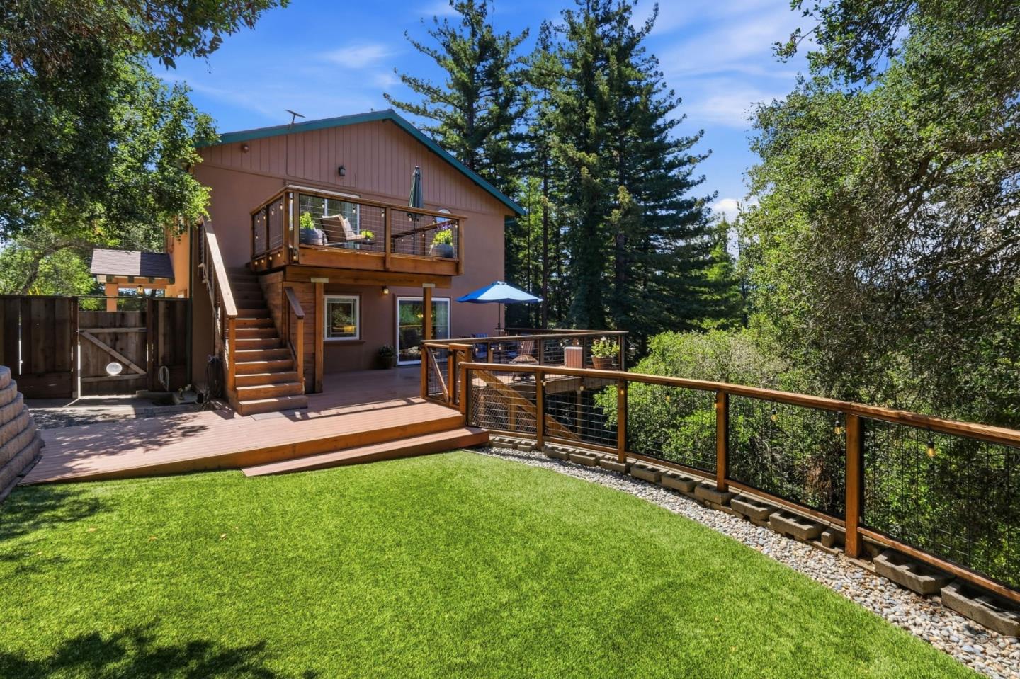 10747 Lake Boulevard