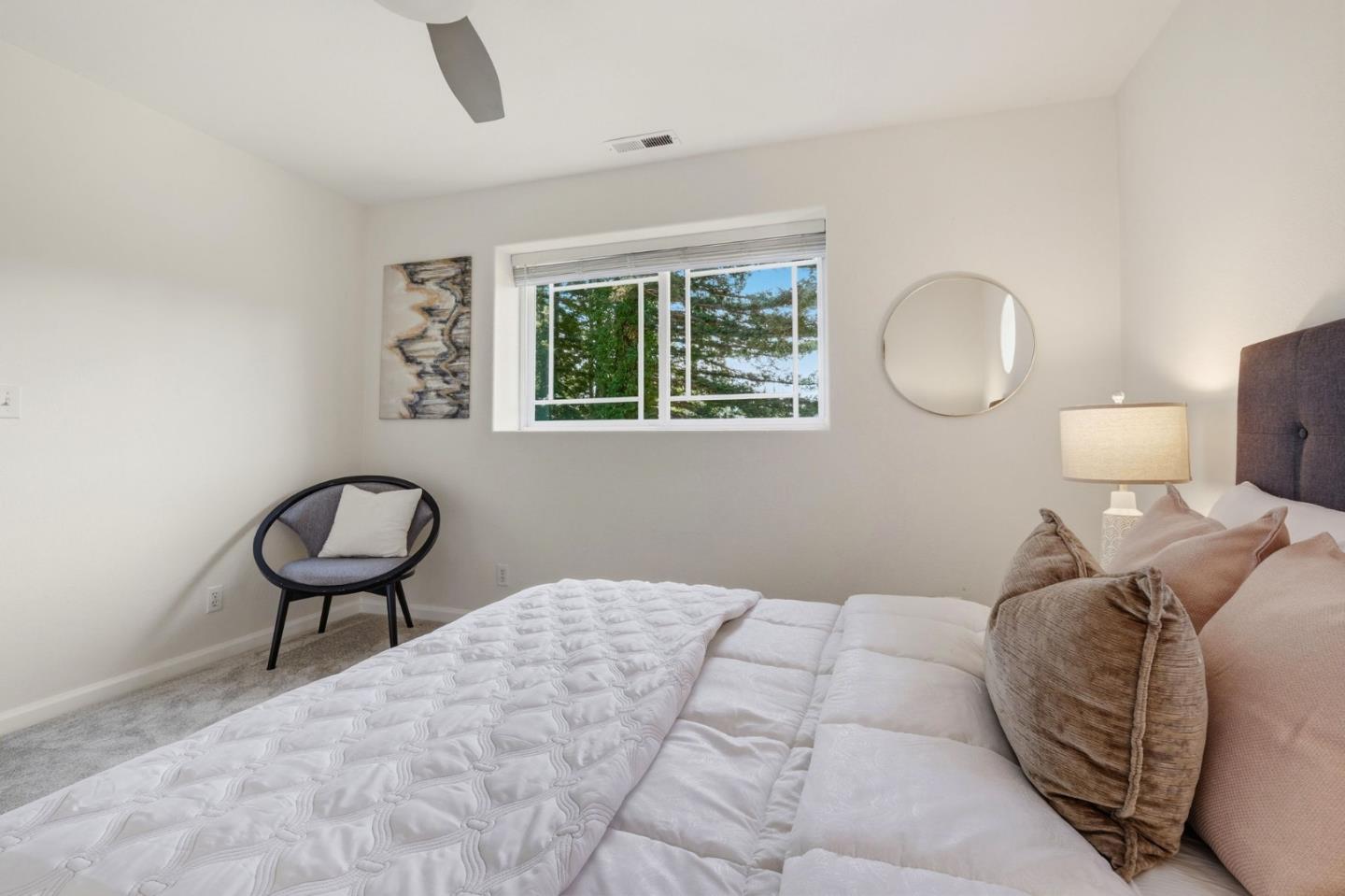 10747 Lake Boulevard