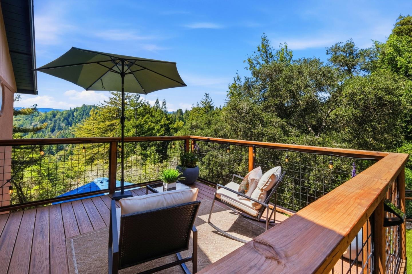 10747 Lake Boulevard