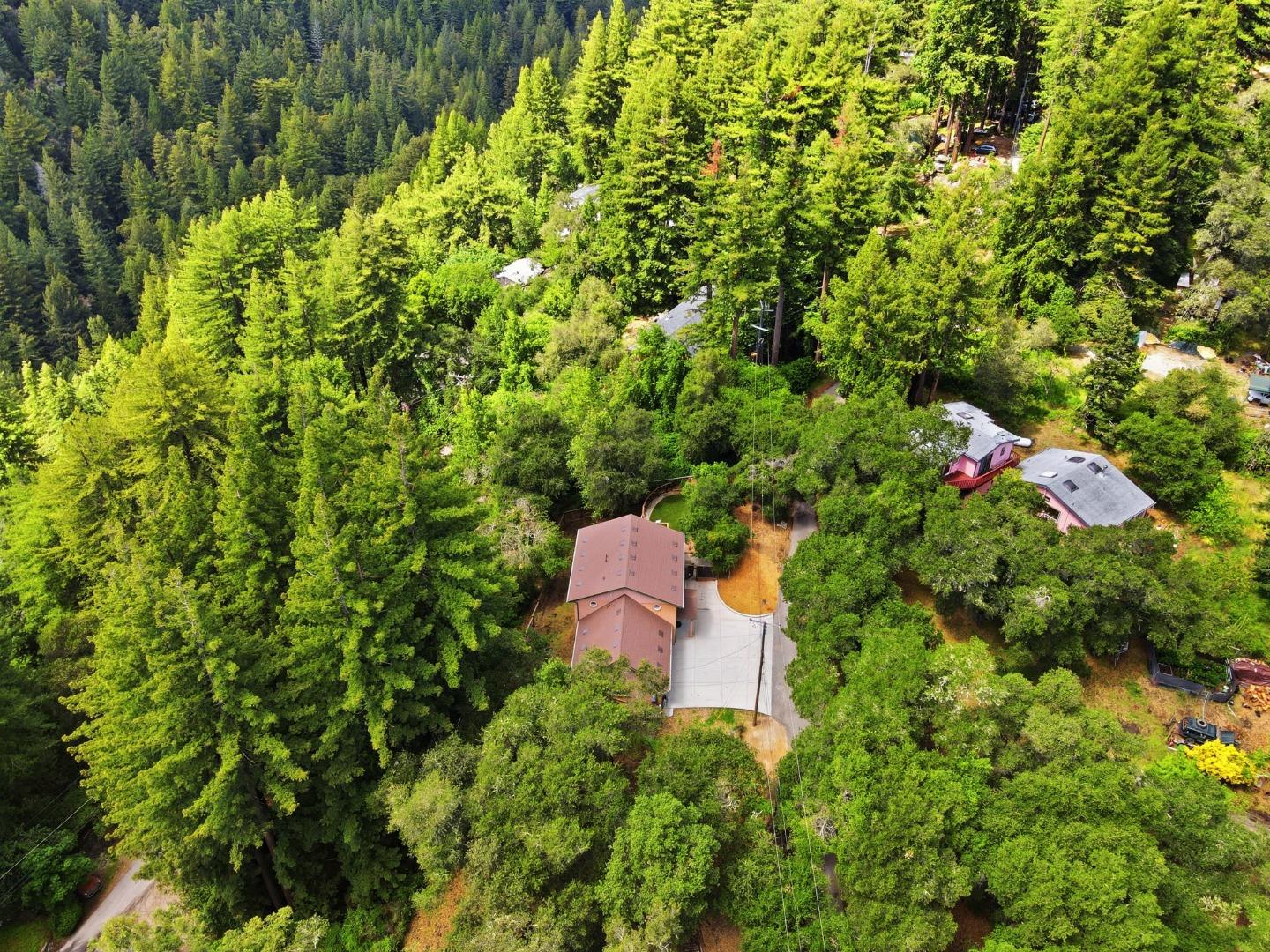 10747 Lake Boulevard