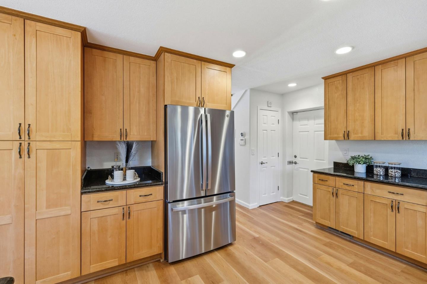 10747 Lake Boulevard