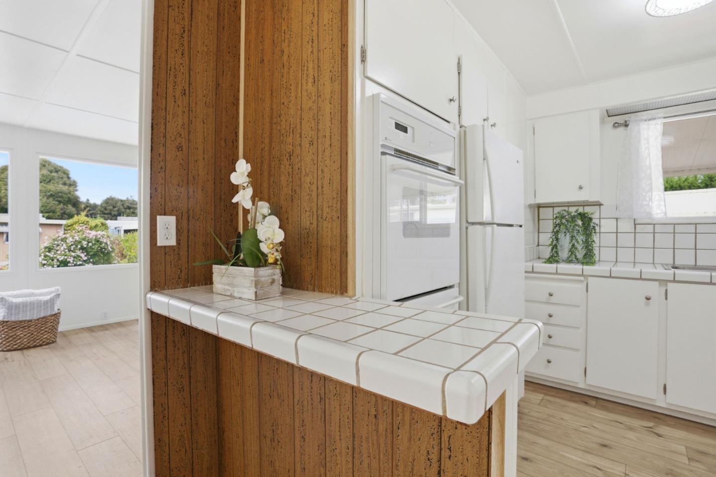 220 Mar Vista Drive Unit: 41