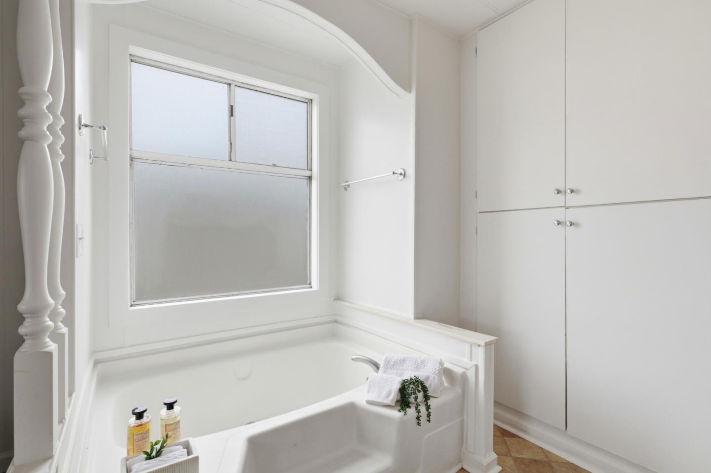 2435 Felt Street Unit: 39