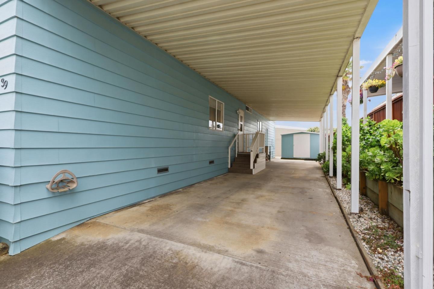 2435 Felt Street Unit: 39