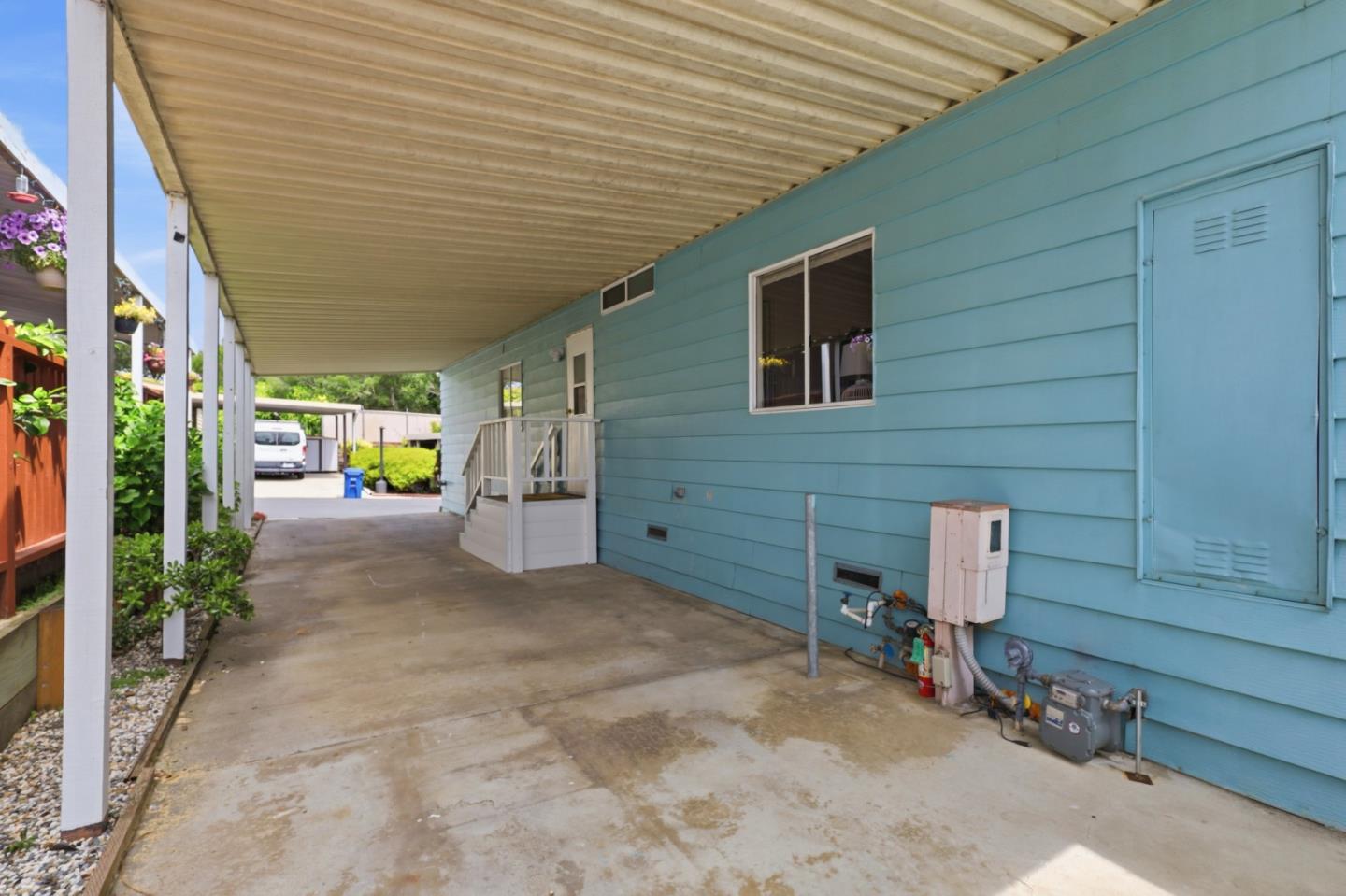 2435 Felt Street Unit: 39