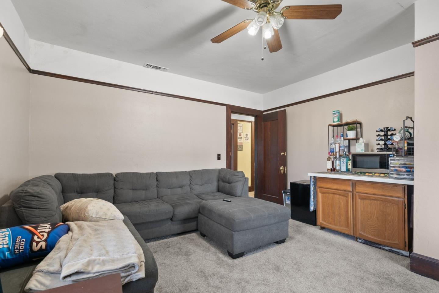 217 East Lake Avenue