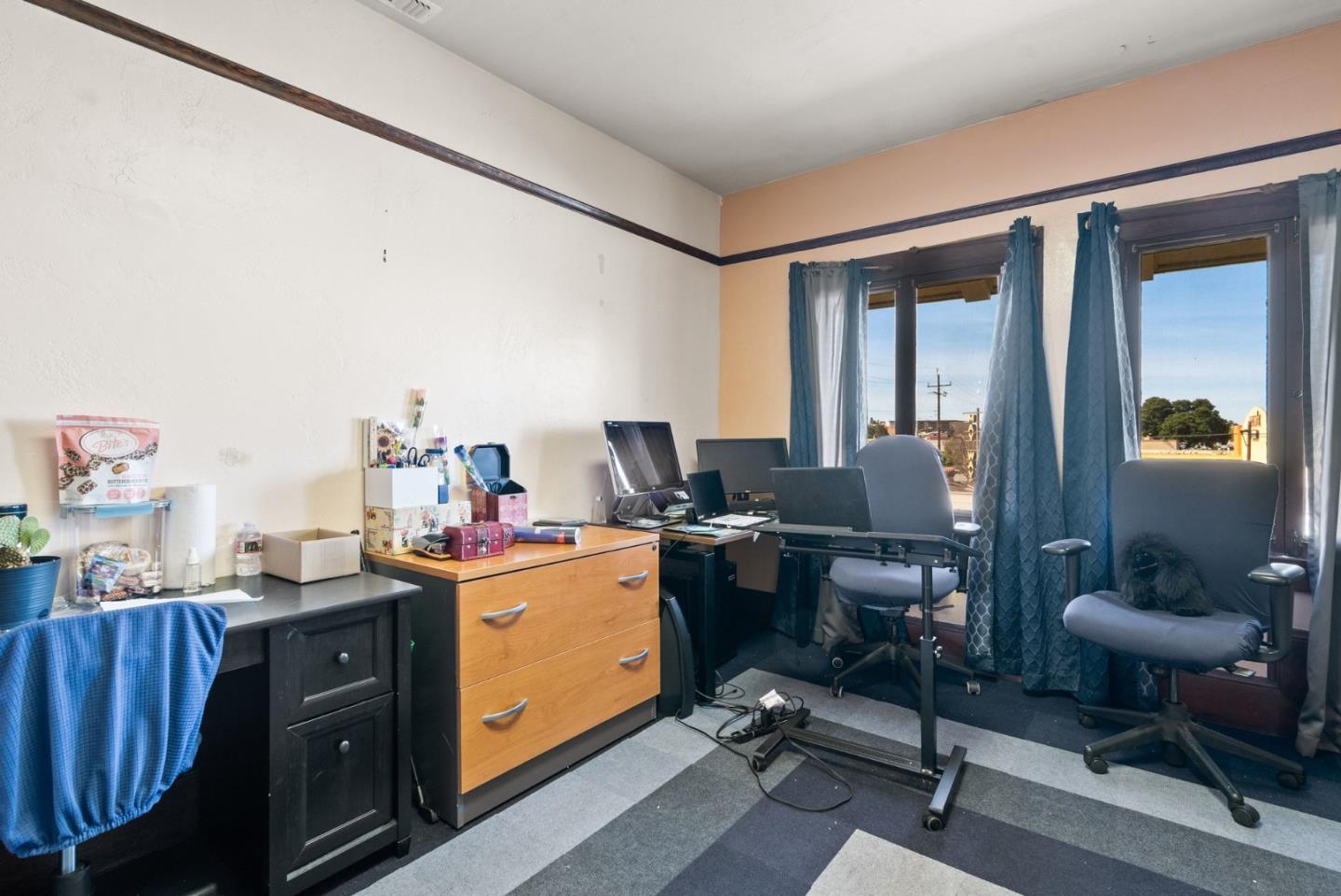 217 East Lake Avenue