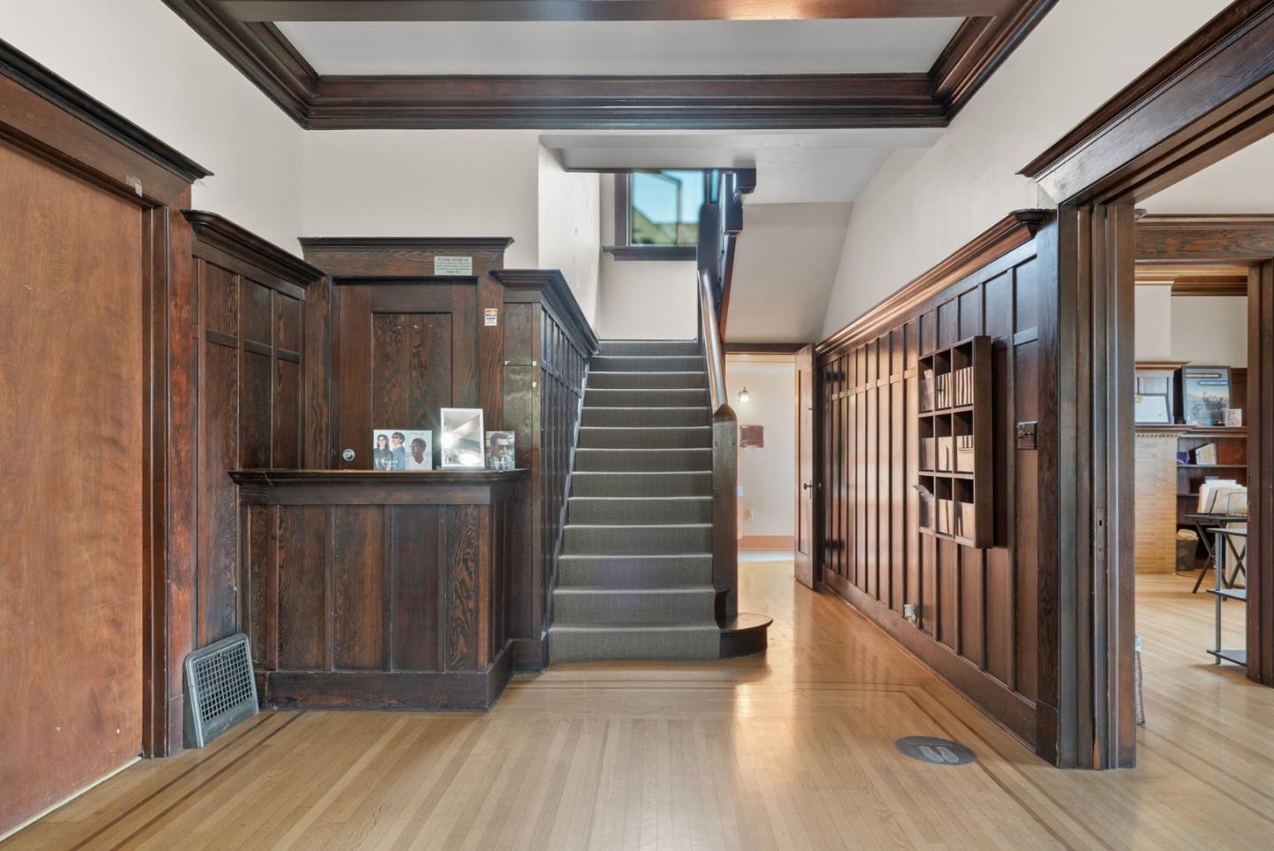 217 East Lake Avenue