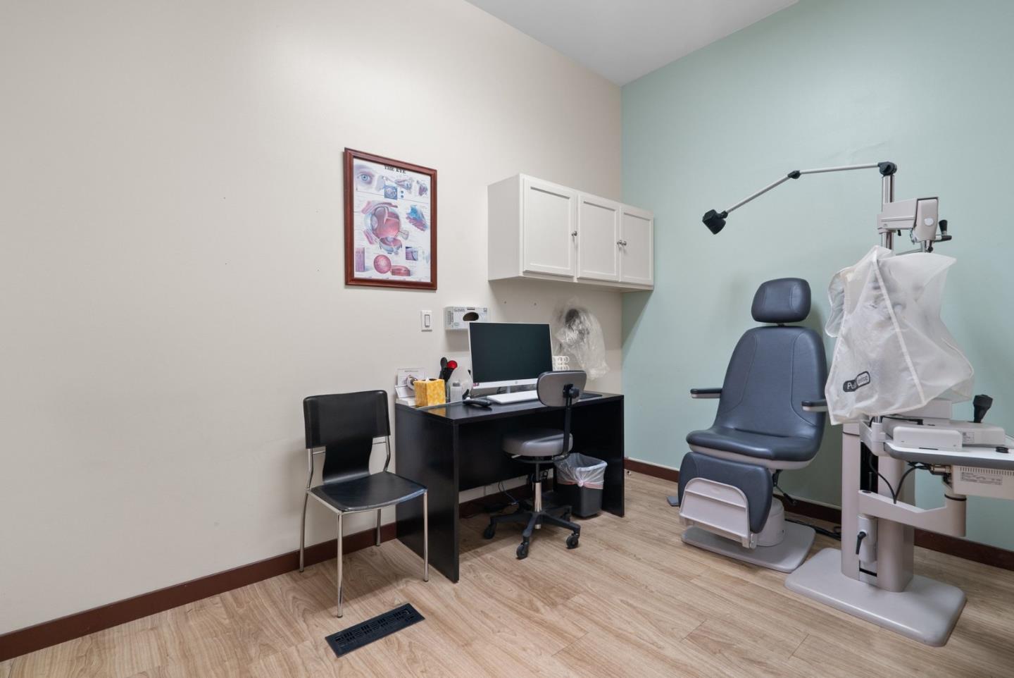 217 East Lake Avenue