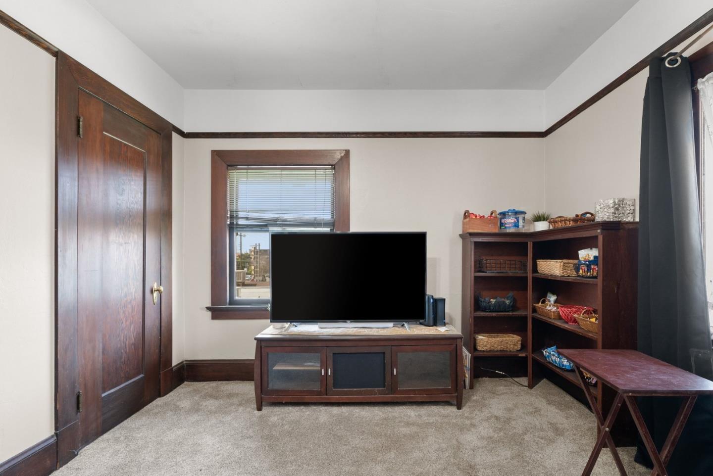 217 East Lake Avenue