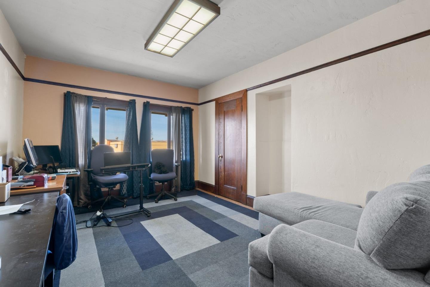 217 East Lake Avenue