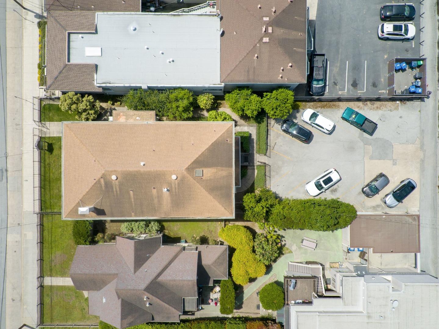 217 East Lake Avenue