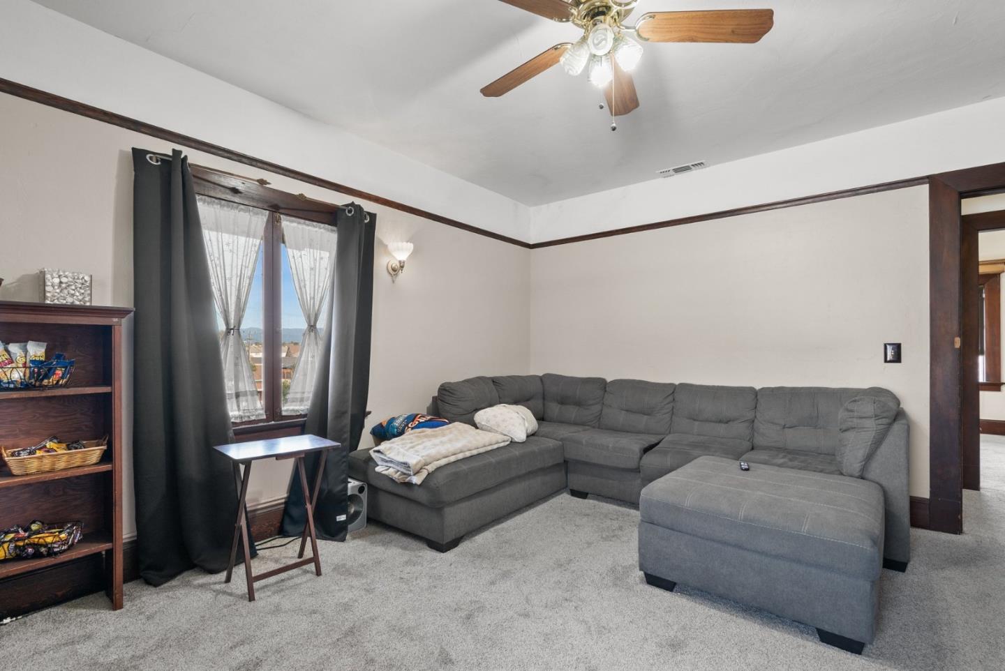 217 East Lake Avenue