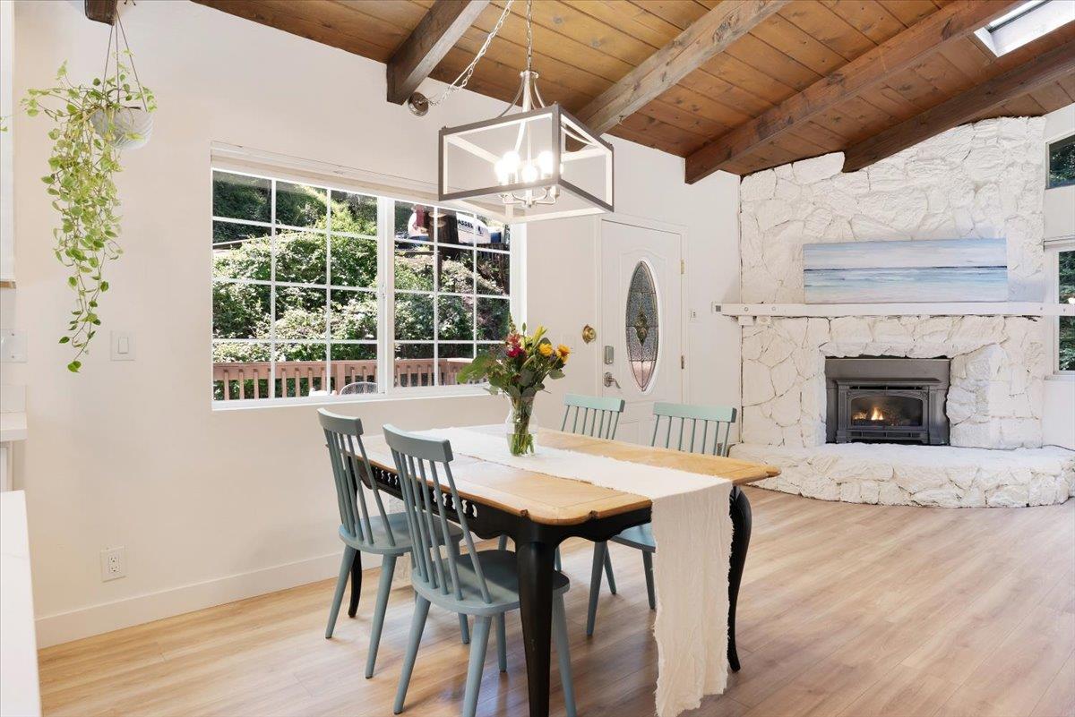2515 Redwood Drive