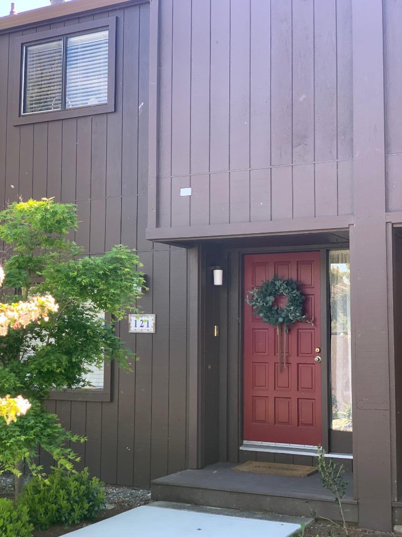 121 Tree Frog Lane 121