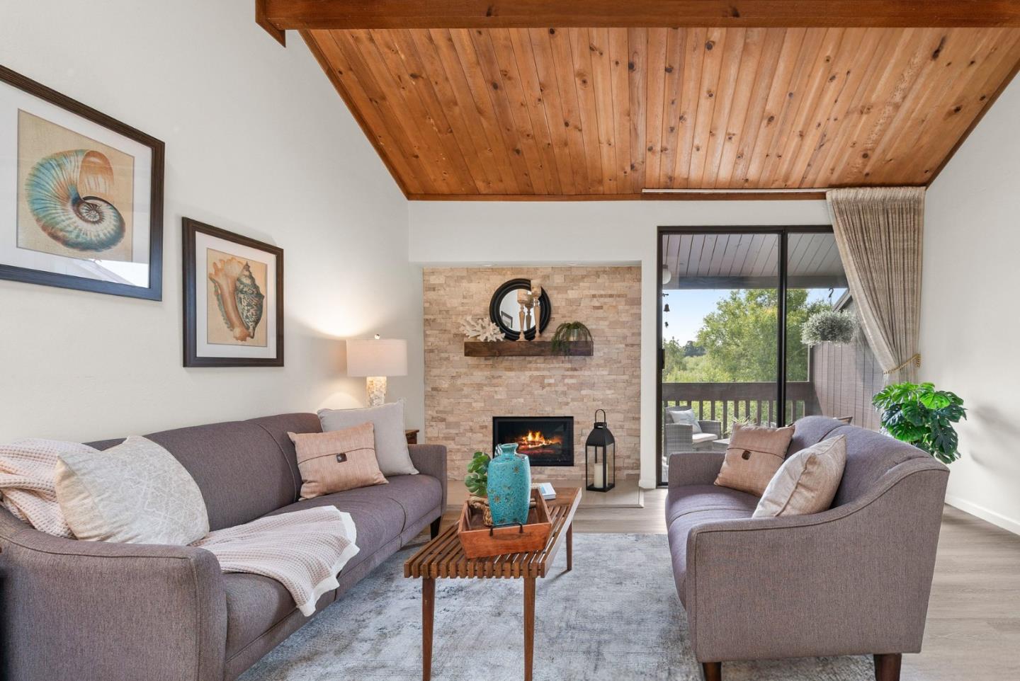 121 Tree Frog Lane 121