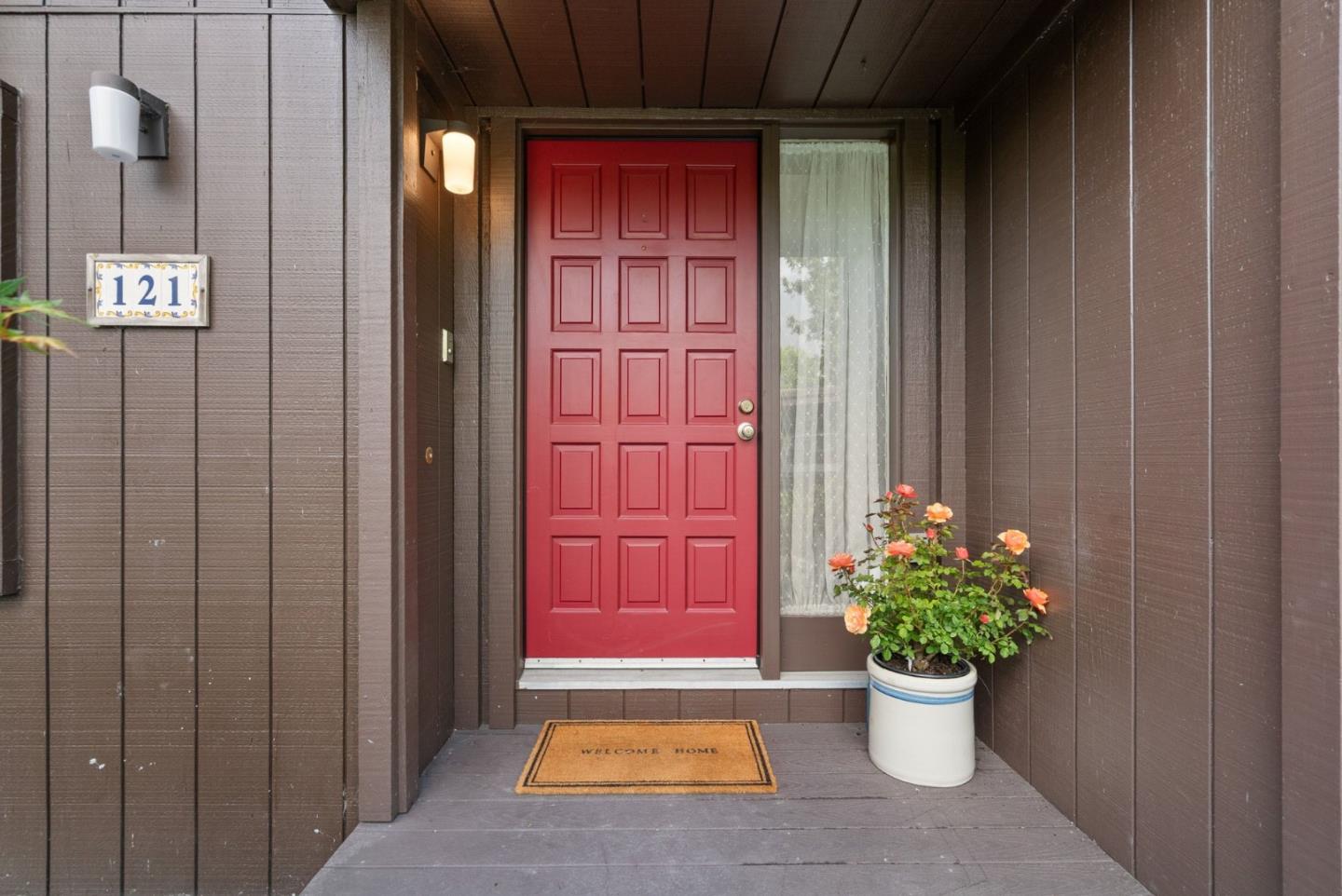 121 Tree Frog Lane 121