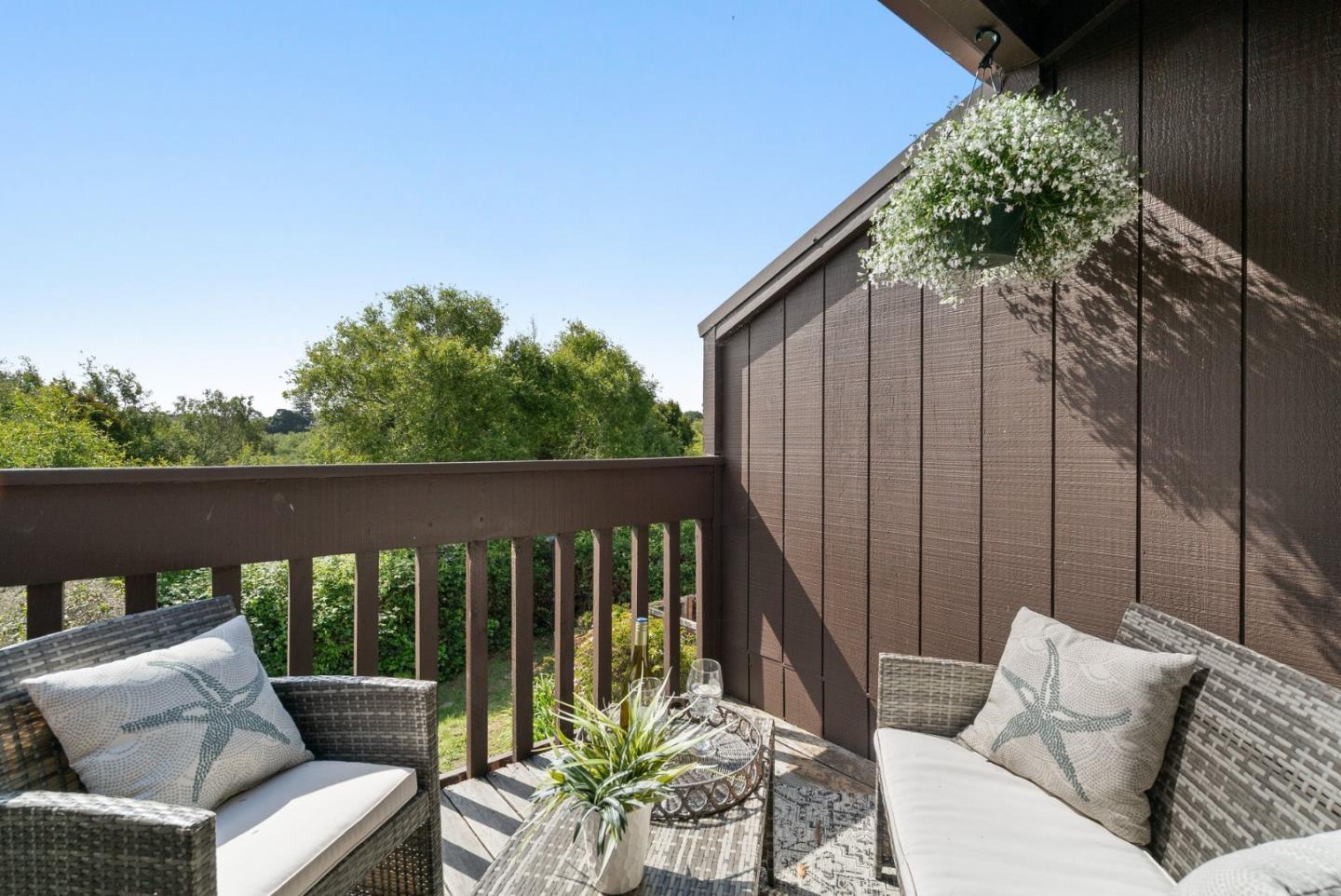 121 Tree Frog Lane 121