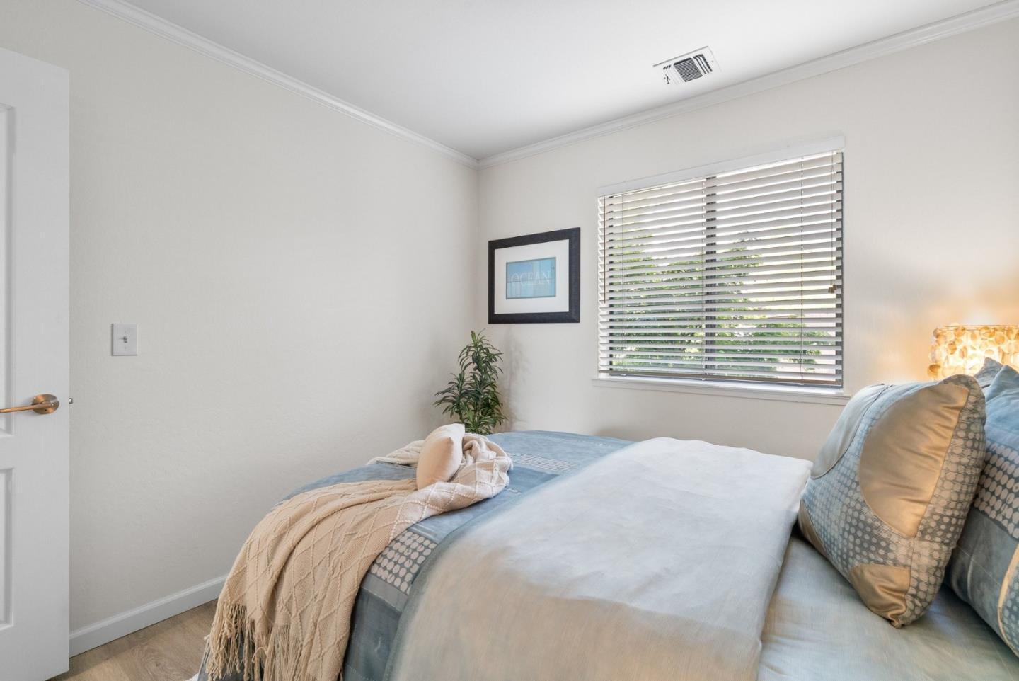 121 Tree Frog Lane 121