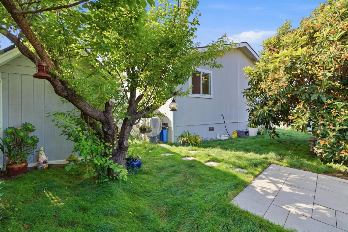 150 Kern Street Unit: 30