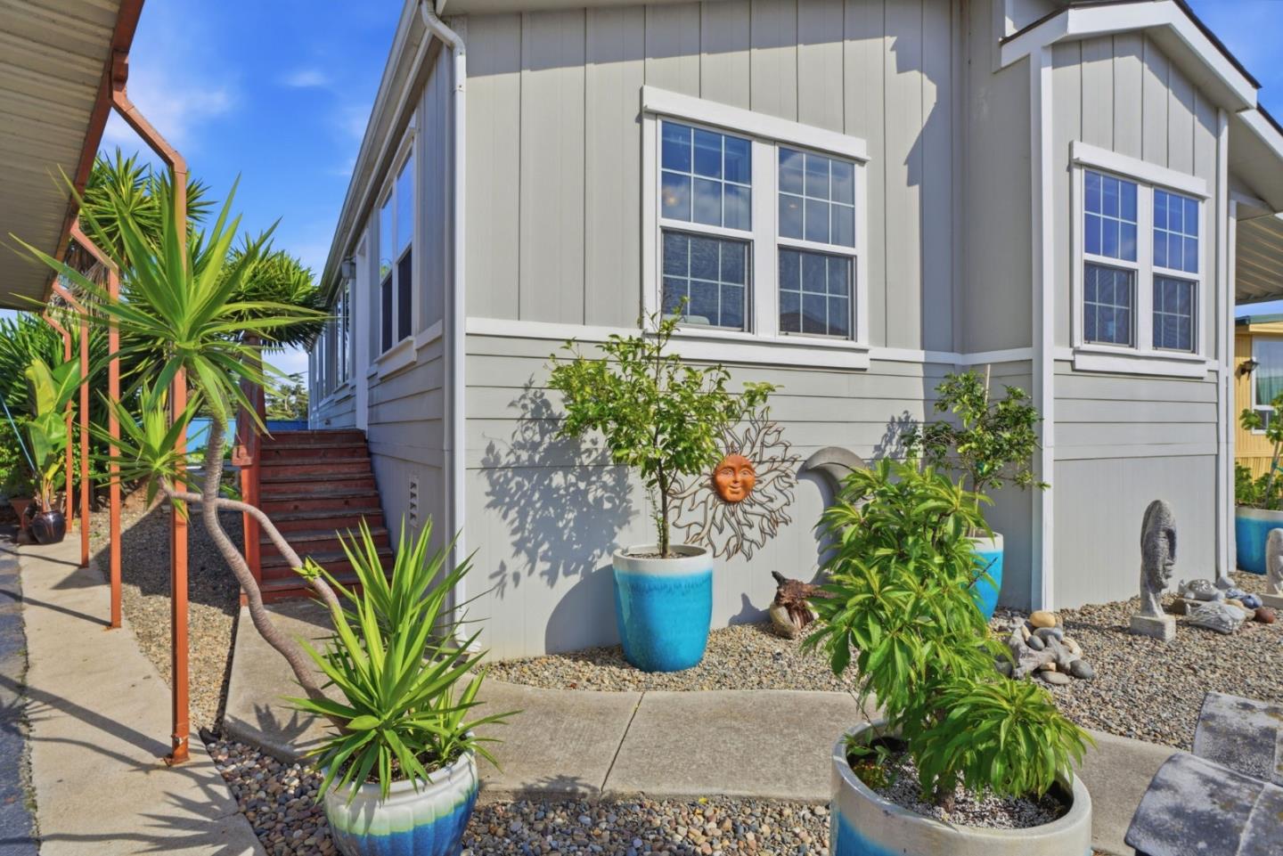 150 Kern Street Unit: 30