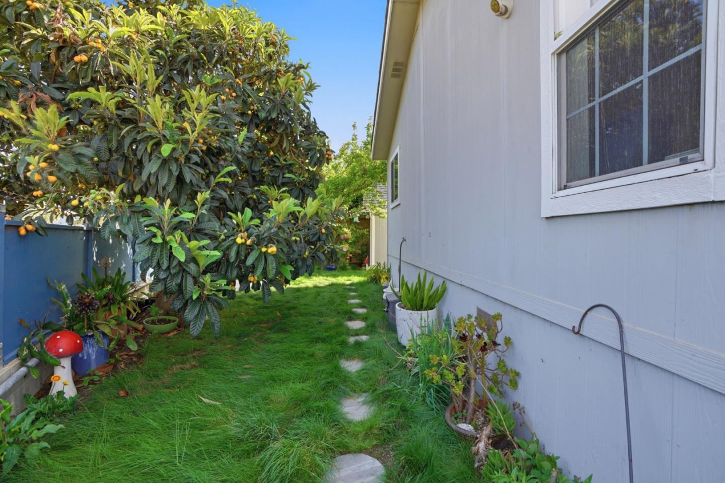 150 Kern Street Unit: 30