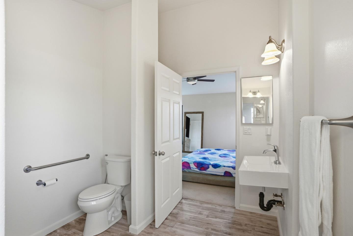 150 Kern Street Unit: 30
