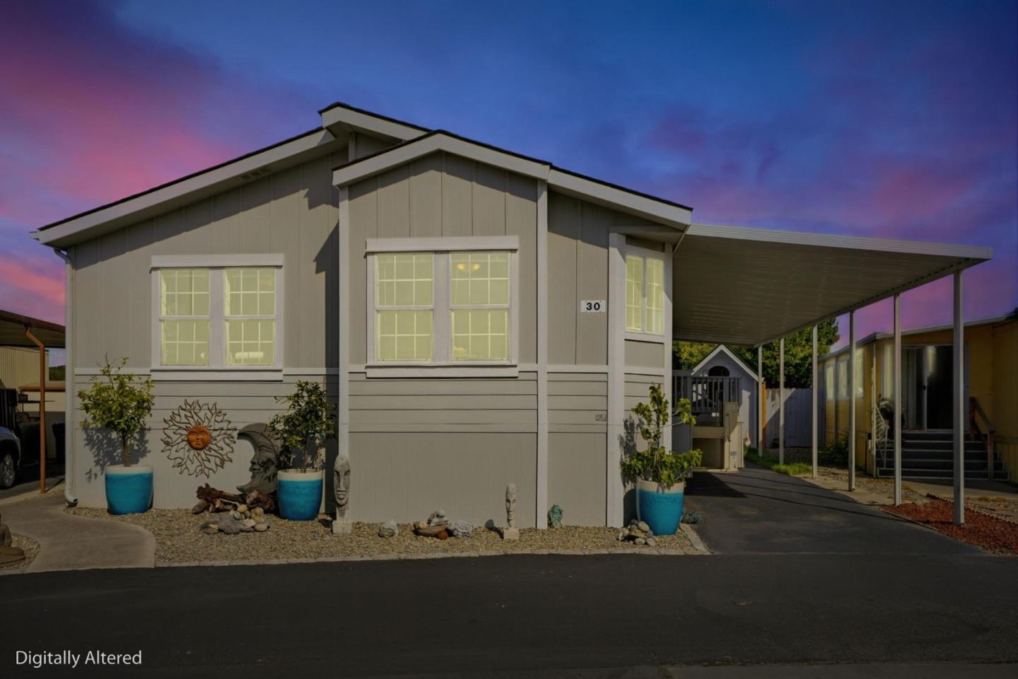 150 Kern Street Unit: 30