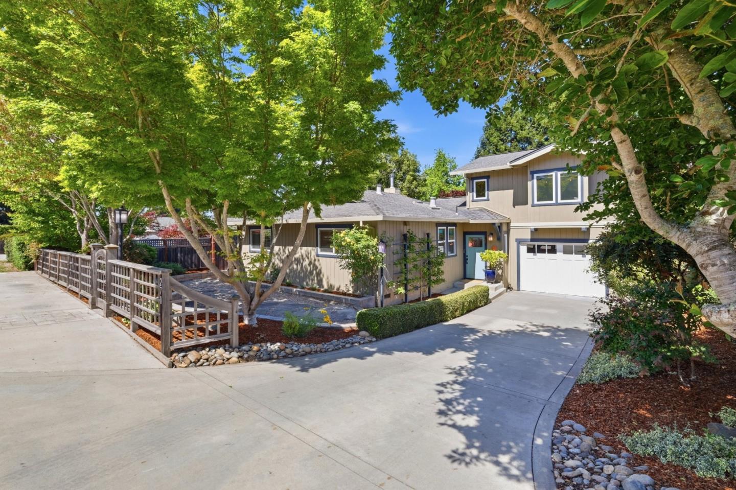 270 La Cuesta Drive