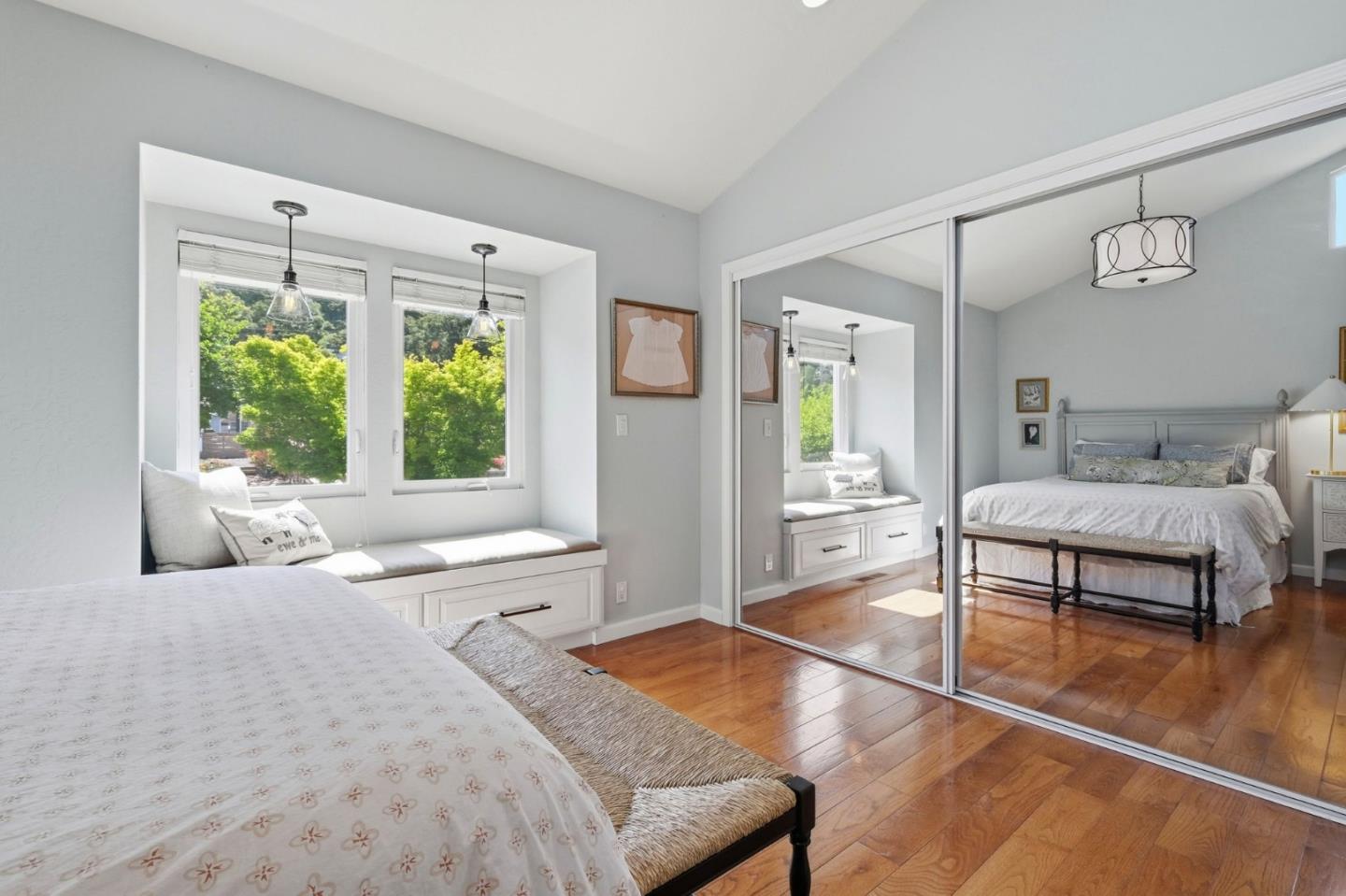 270 La Cuesta Drive