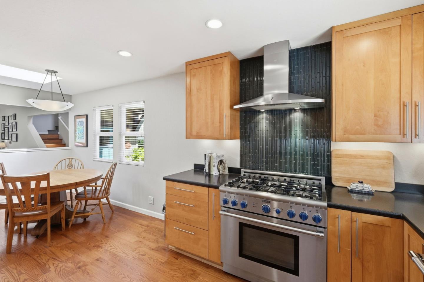 270 La Cuesta Drive