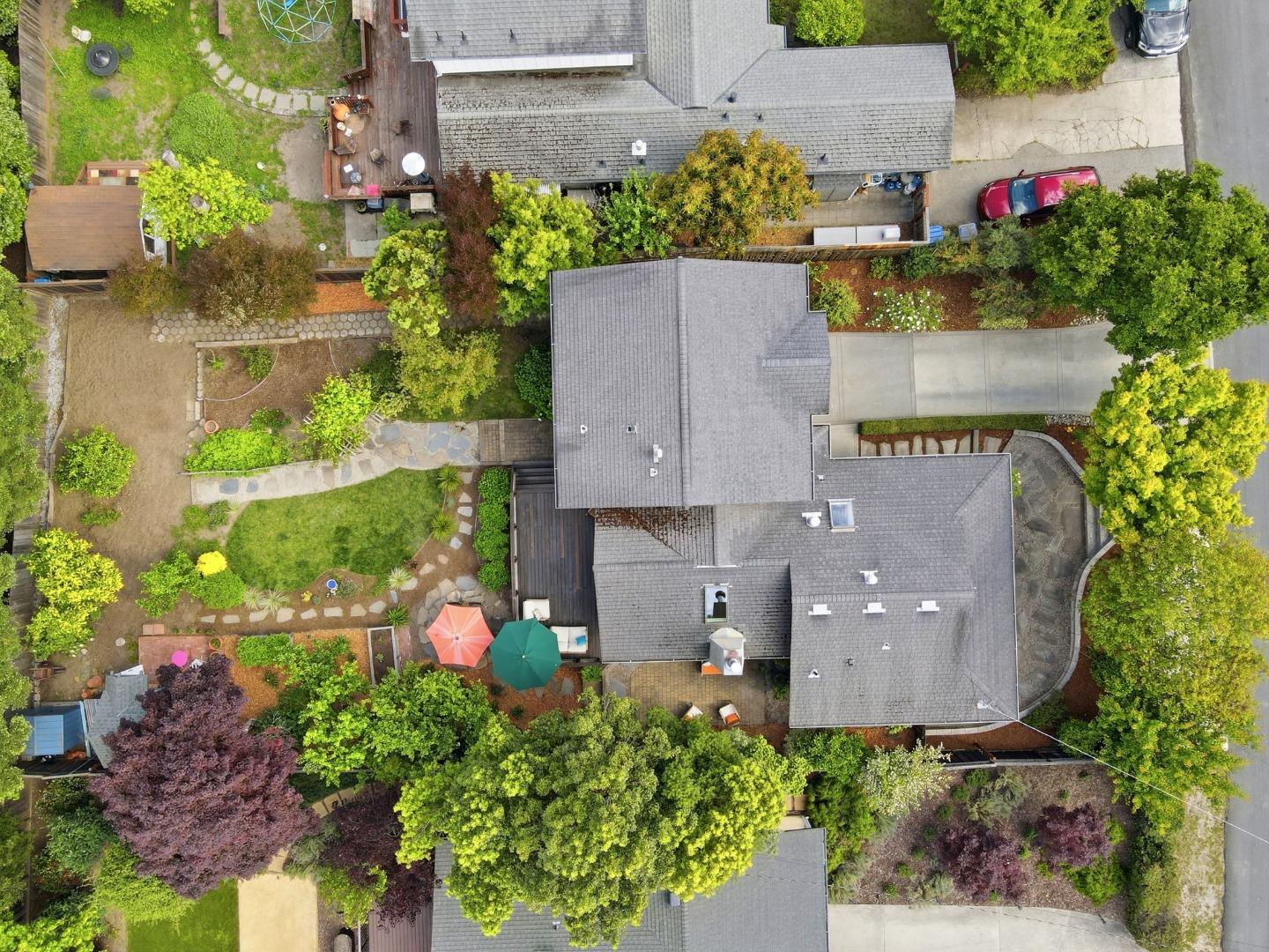 270 La Cuesta Drive
