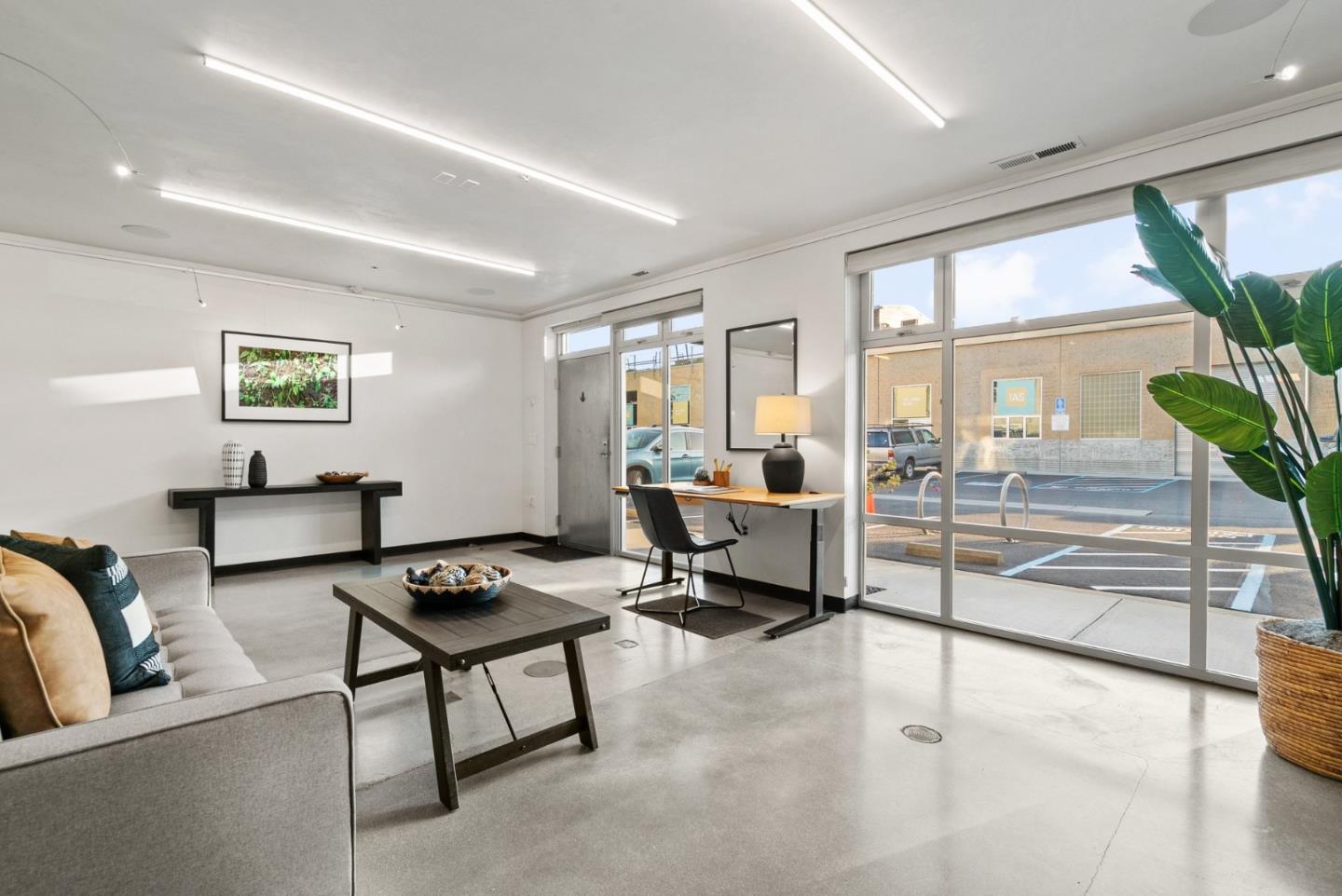 108 High Road