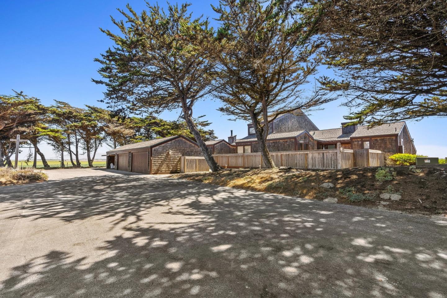 338 Monterey Dunes Way
