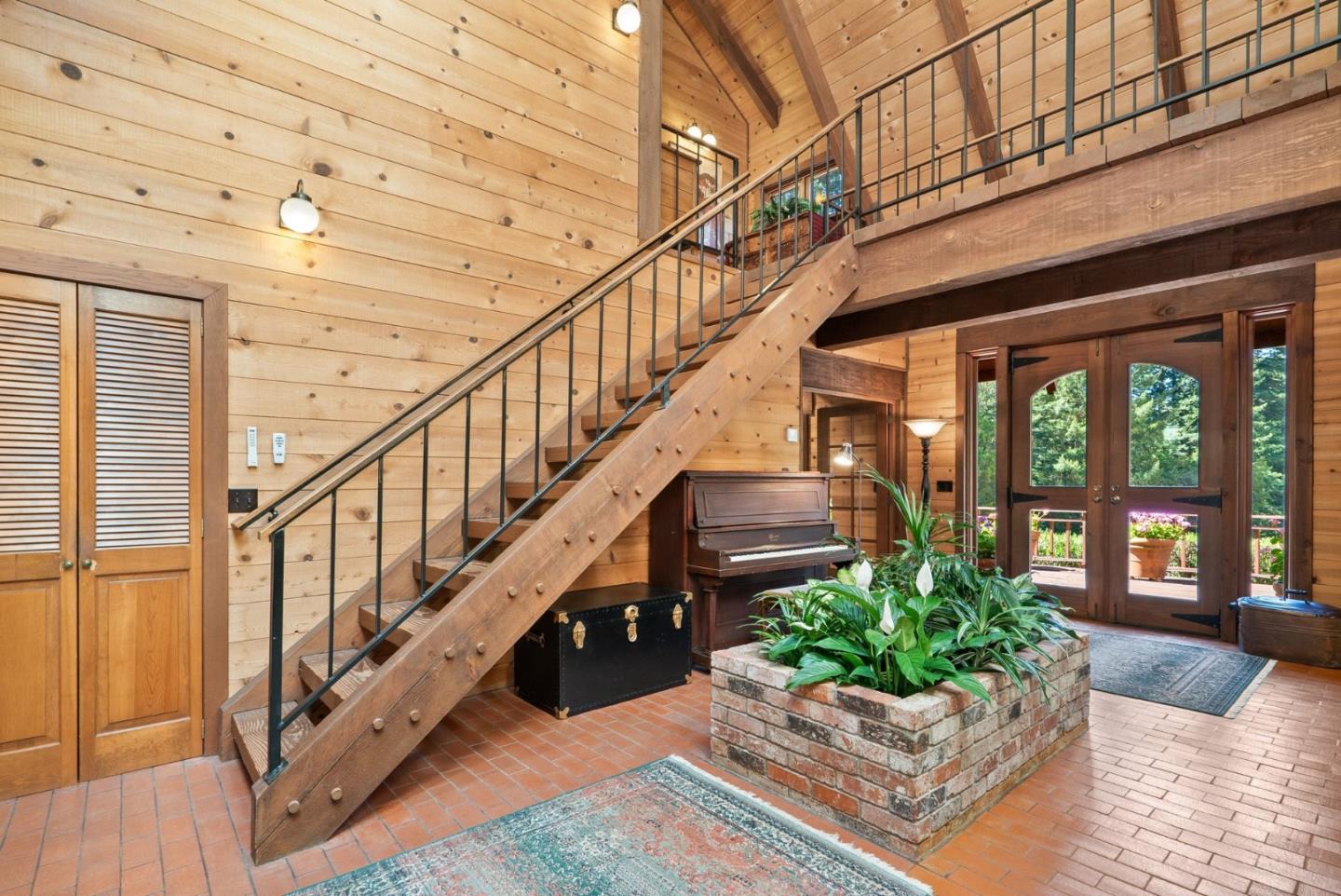 2800 Lockhart Gulch
