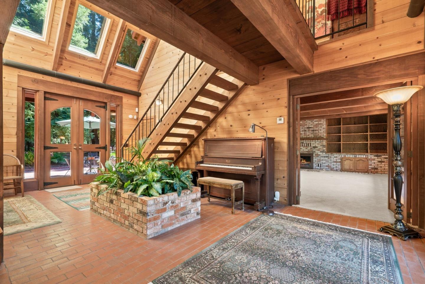 2800 Lockhart Gulch