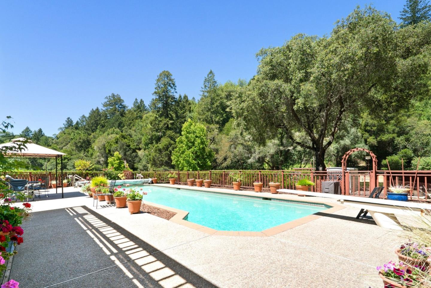 2800 Lockhart Gulch