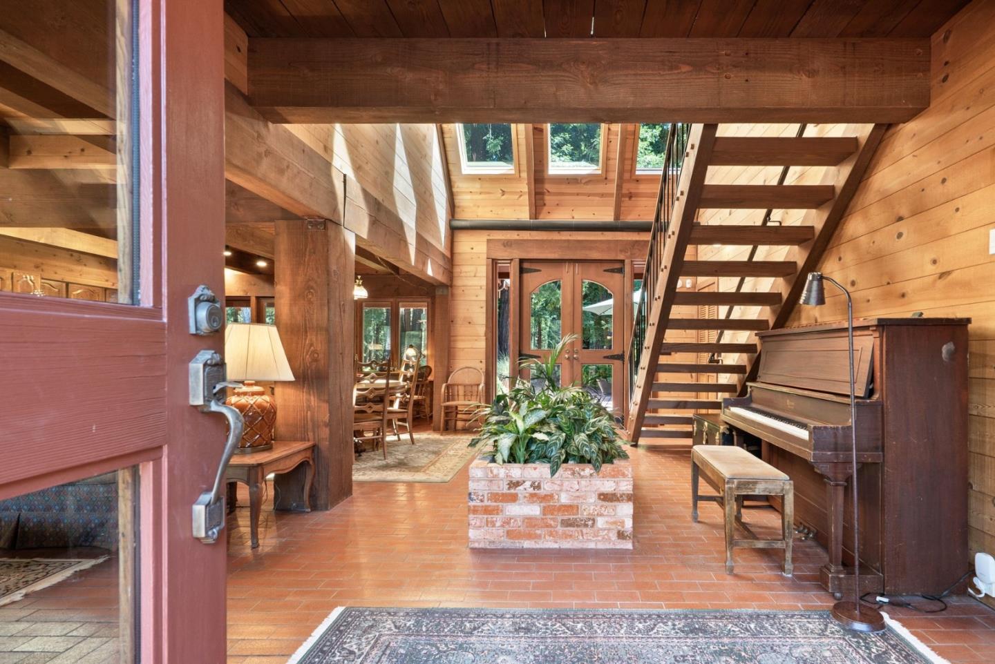 2800 Lockhart Gulch