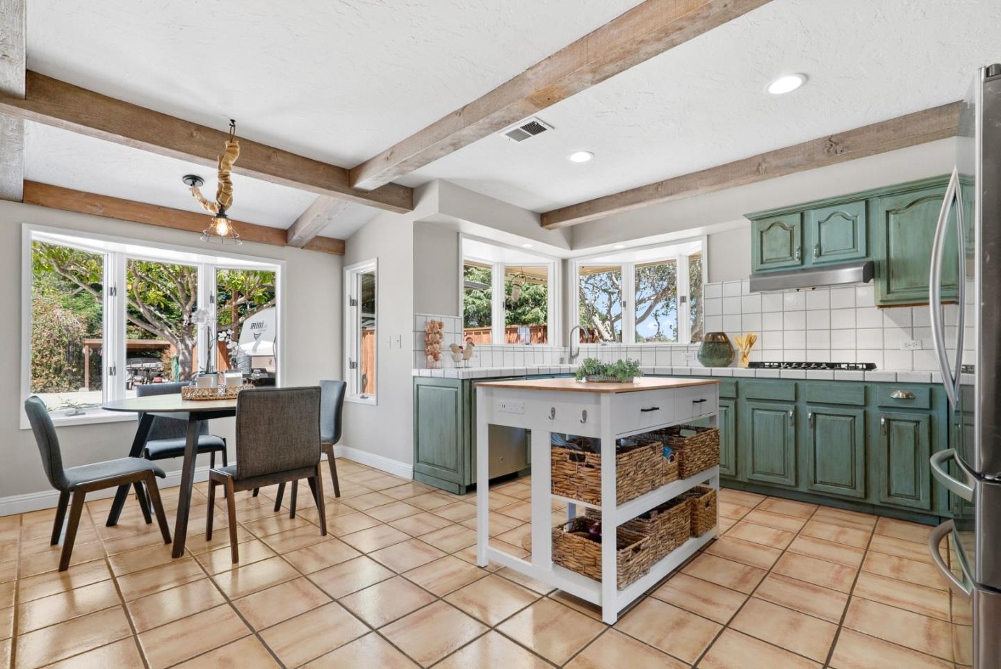 3225 Hillman Lane
