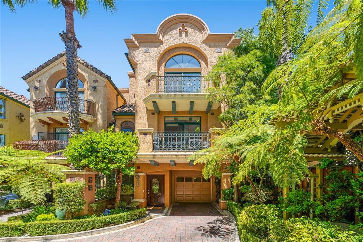 233 Villa Mar Vista