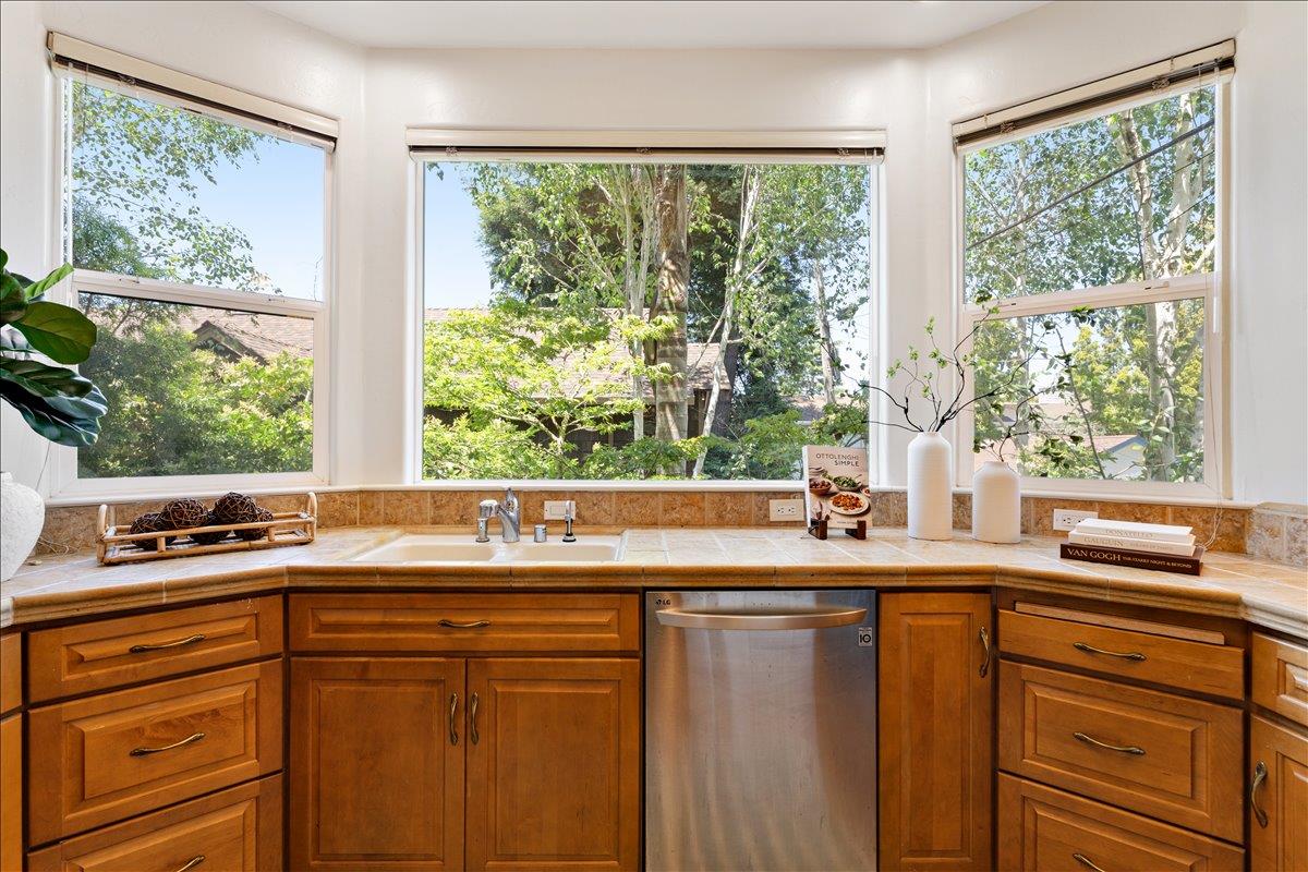 233 Villa Mar Vista