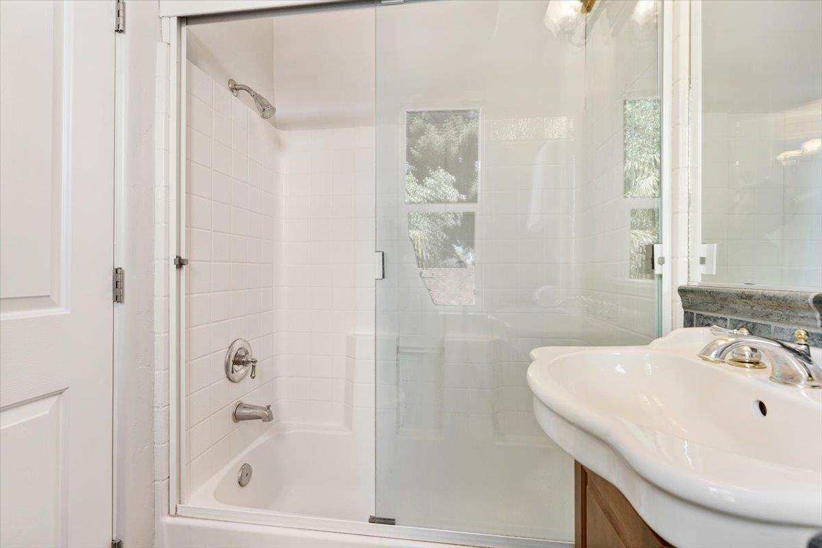 233 Villa Mar Vista