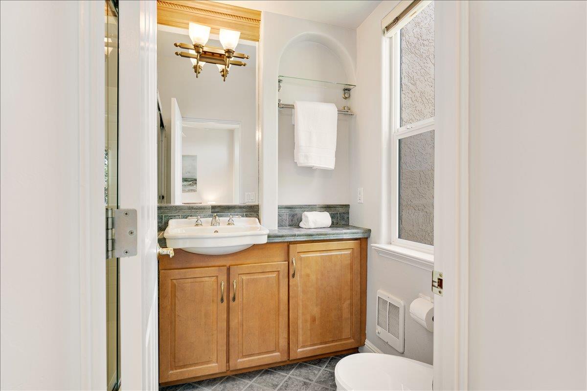 233 Villa Mar Vista
