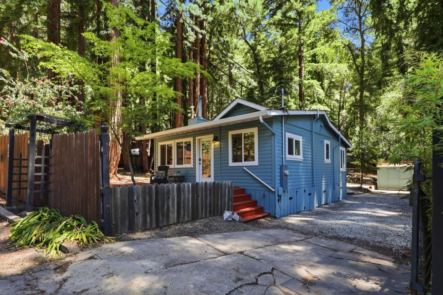 825 Creek Drive