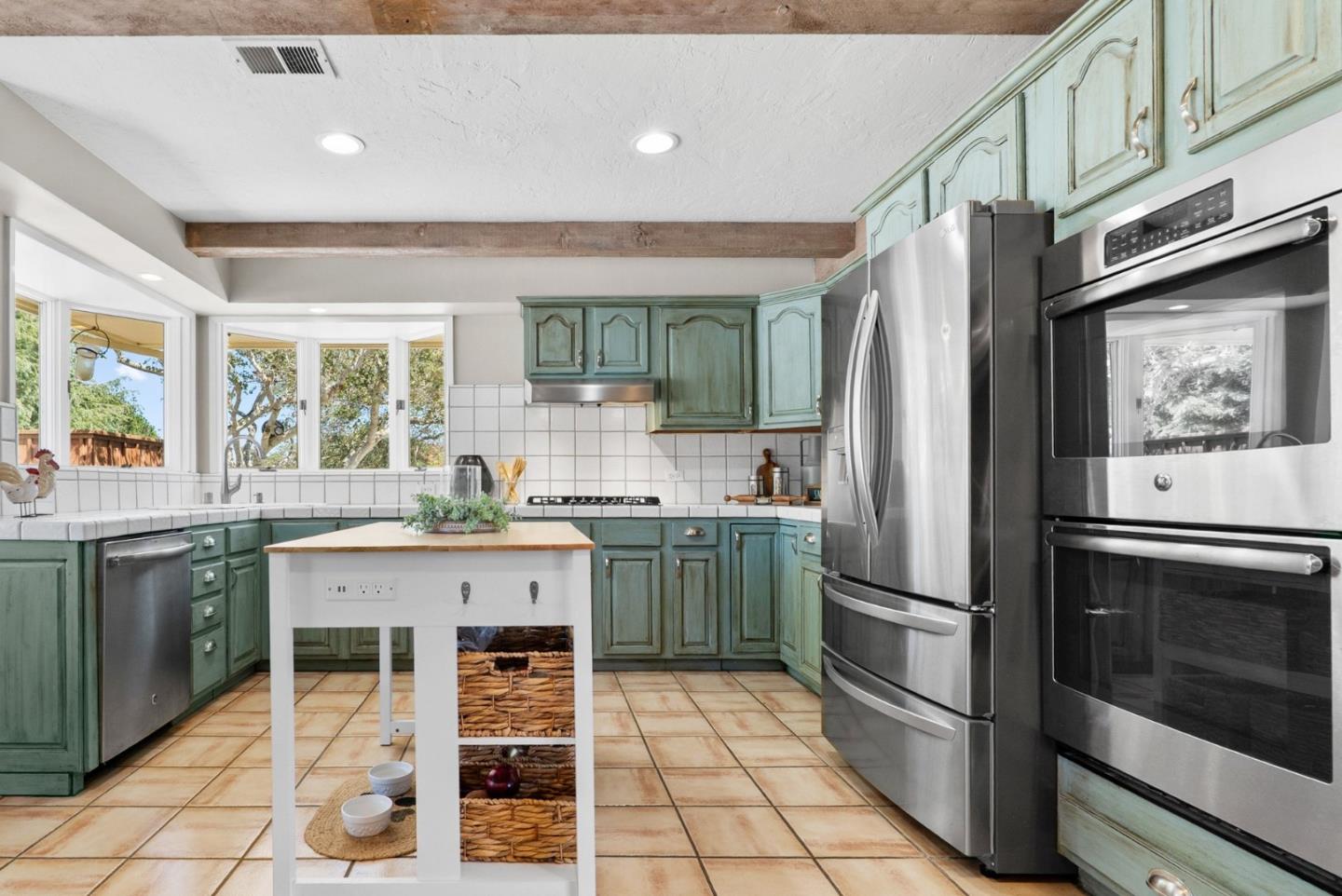 3225 Hillman Lane