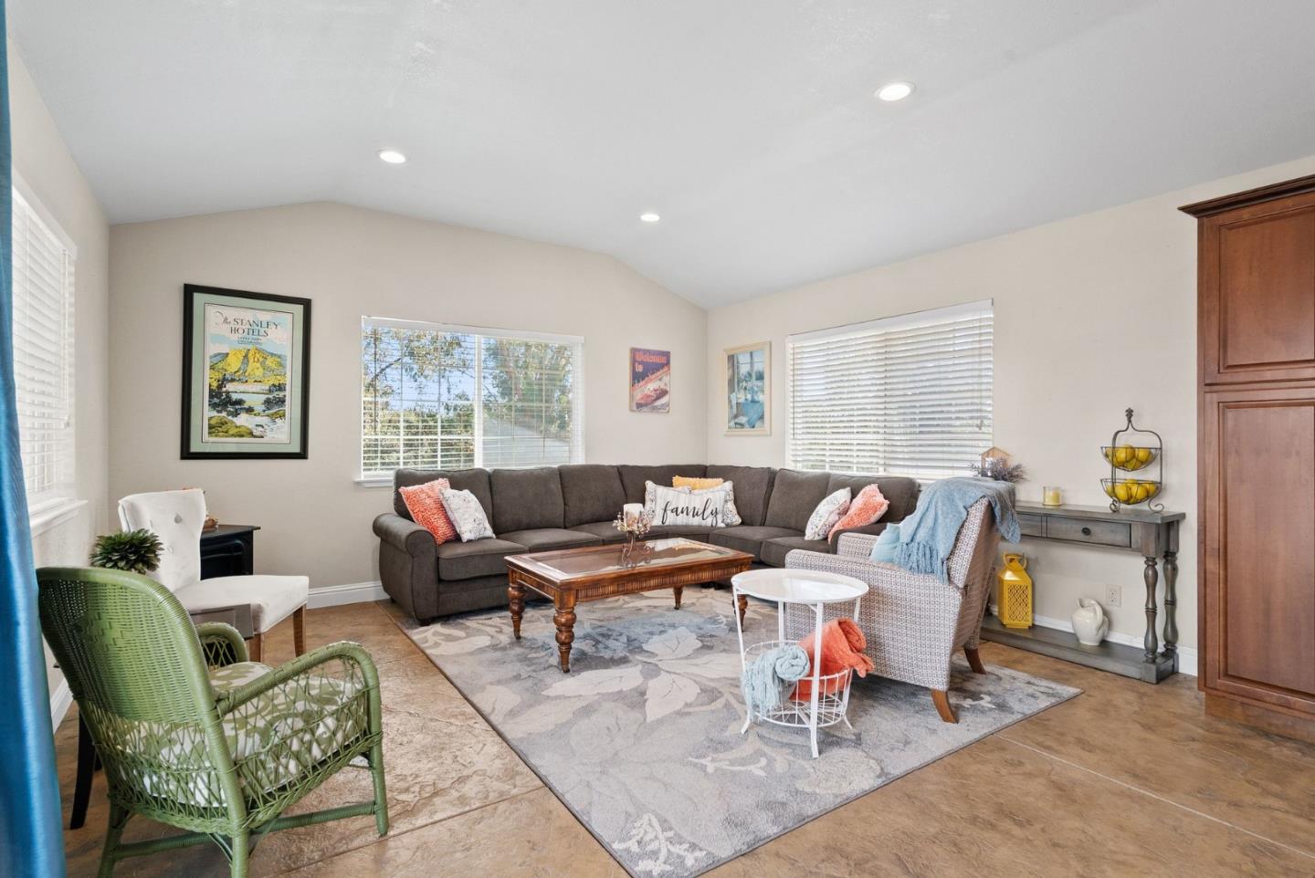 3225 Hillman Lane