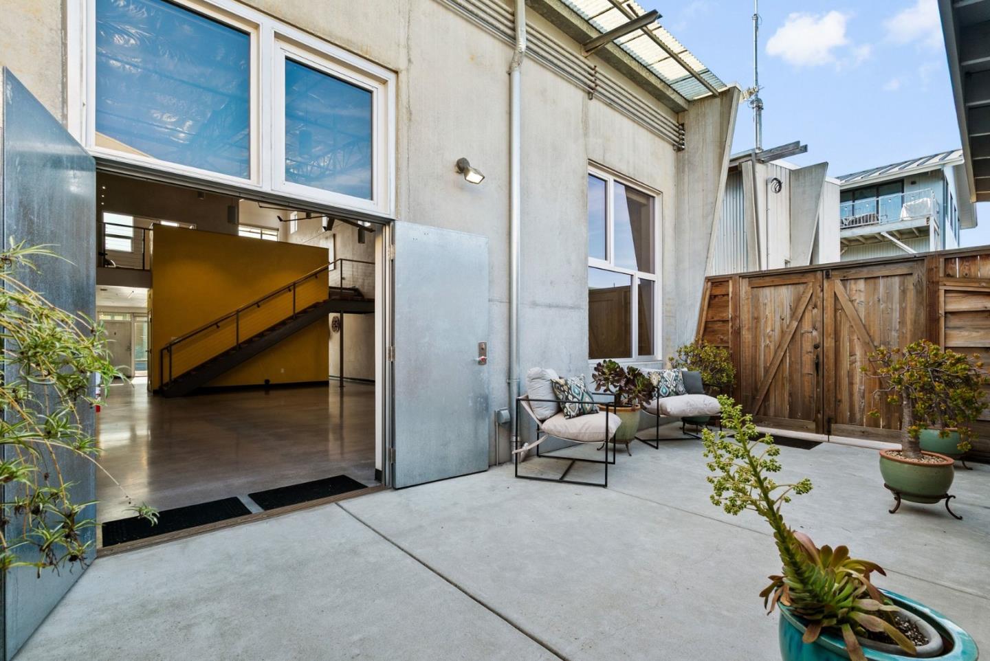 108 High Road