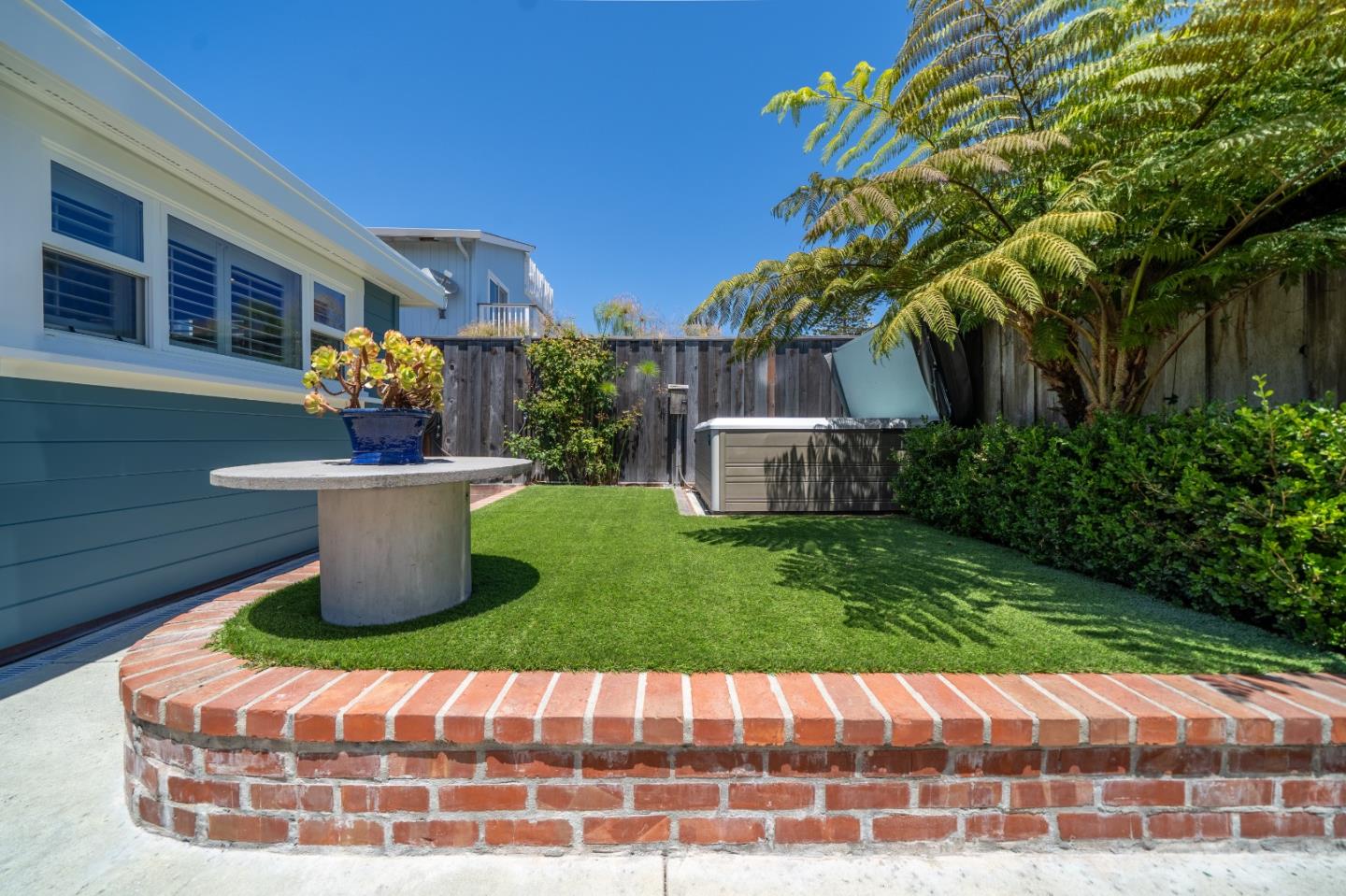 4120 Court Drive