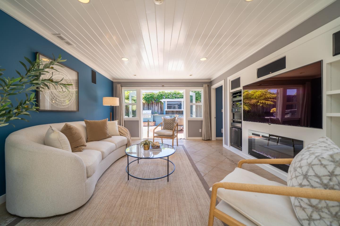 4120 Court Drive