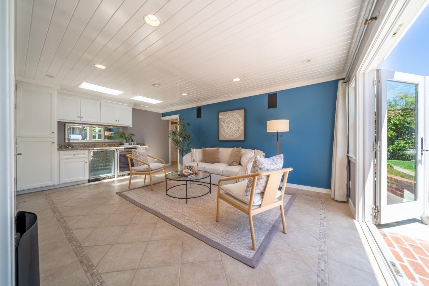 4120 Court Drive